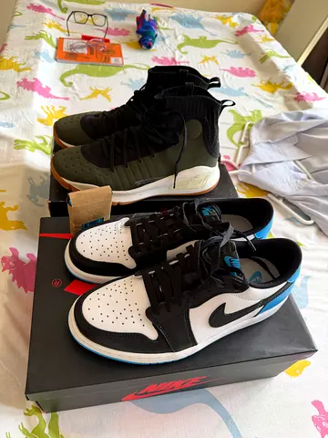 Jordan 1 low and curry 4 flotro