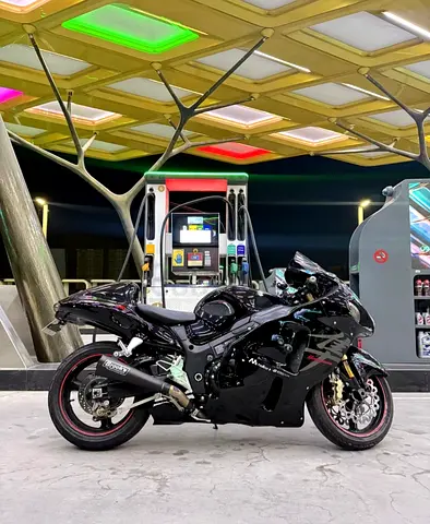 Suzuki Hayabusa GSX1300R | Clean Bike | Smooth Engine | 32K KM