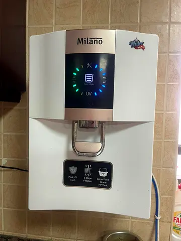 Milano Wall-Mounted Water Purifier with UV Filtration