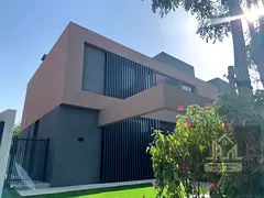 Luxurious brand New 5BR Villa With All Amenities