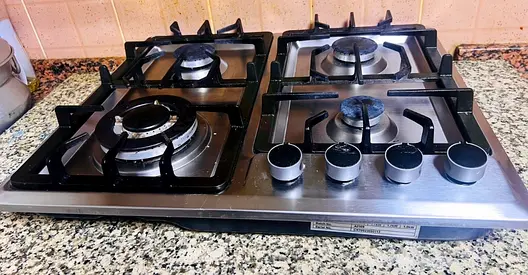 Built-in 4-Burner Stainless Steel Gas Hob - Good Working Condition