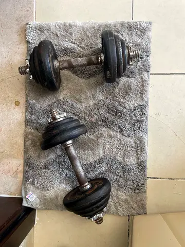 Adjustable 10KG x 2 DUMBBELLS