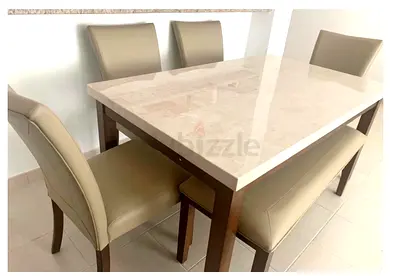Home Centre – 6-Seater Dining Set – 4 Chairs + 1 Bench – 163 X 97 X 78