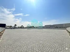 UP TO 3 MONTHS RENT | BESIDE SHEIKH ZAYED ROAD | READY TO USE