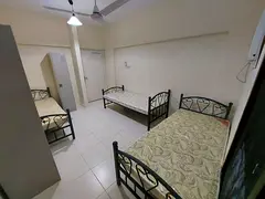 Ladies Bed Space available in Karama (Kerala/Tamil)