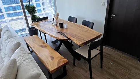 Selling high quality Luxury Sold wood Dining table with bench and four chairs for sale