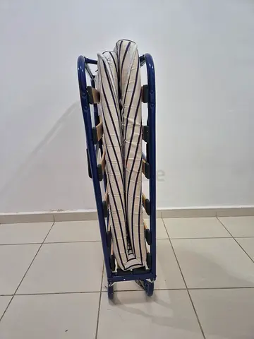 Foldable bed