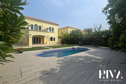 AMAZING 3 BEDROOM VILLA | CORNER | PRIVATE POOL
