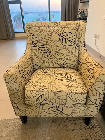 Comfortable Leaf-Pattern Accent Armchair - Good Condition