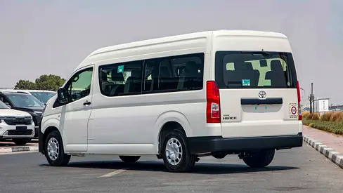 2026 Toyota HIACE — фото 6