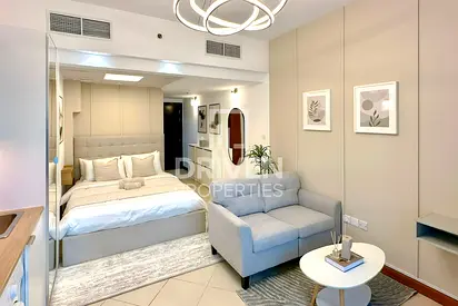 Nearby Metro | Furnished | Upgraded Unit