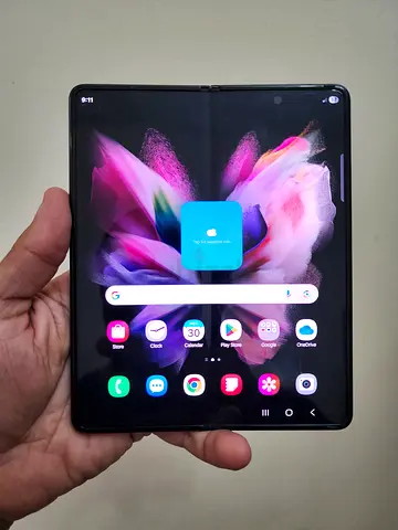 Samsung Galaxy Z Fold 3 5G clean 12/256Gb with 45 wat charger condition 10/10 both screen ok