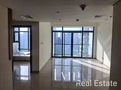 Prime and Spacious1 Bed Apartment in Lakeside
