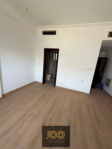 For annual rent in Al Mowaihat 3, near the school complex: Brand-new studio (first tenant).