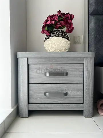 Two Night stands