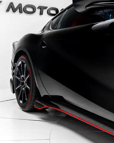 2024 Ferrari 812 — миниатюра 8