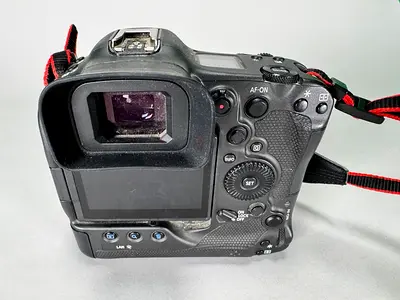 Canon R3