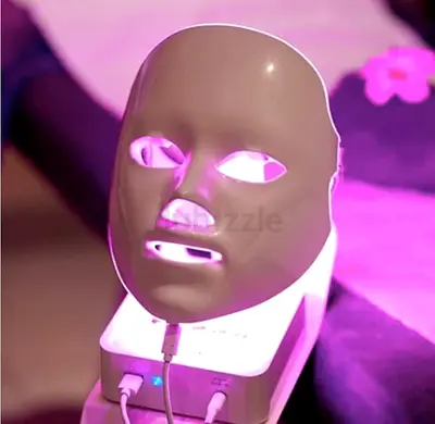 Deesee Pro Led mask- Professional-Grade Skincare device