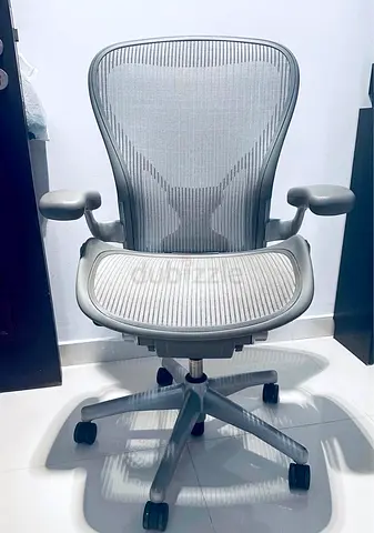 Herman Miller Aeron sizes C