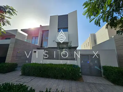 Sophisticated Living | Premium Townhouse | Ready to Move