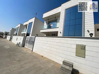 للبيع فيلا في ارقى الاماكن عجمان تملك حر شامل المكيفات ورسوم التسجيل والتملك