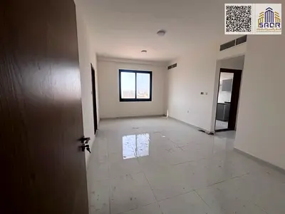 شقة غرفة وصالة مريحة مع مطبخ مجهز وحمامين وبلكونة واسعة وتكييف مركزي في موقع مثالي قريب من جميع الخدمات