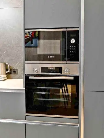 Bosch Built in Microwave and Oven 60cm same like new