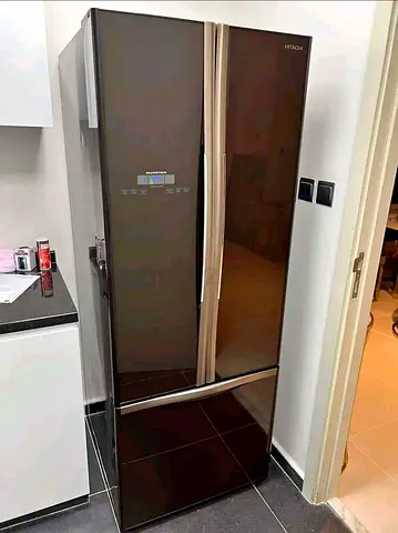 Hitachi fridge bottom freezer