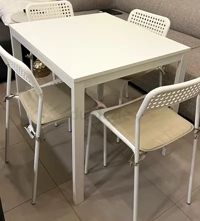 Dinning table