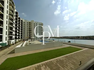 Modern Waterfront 2BR | Bright Interiors | Vacant