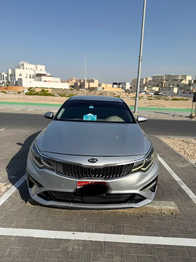 Kia Optima 2019 — photo 1 of 6