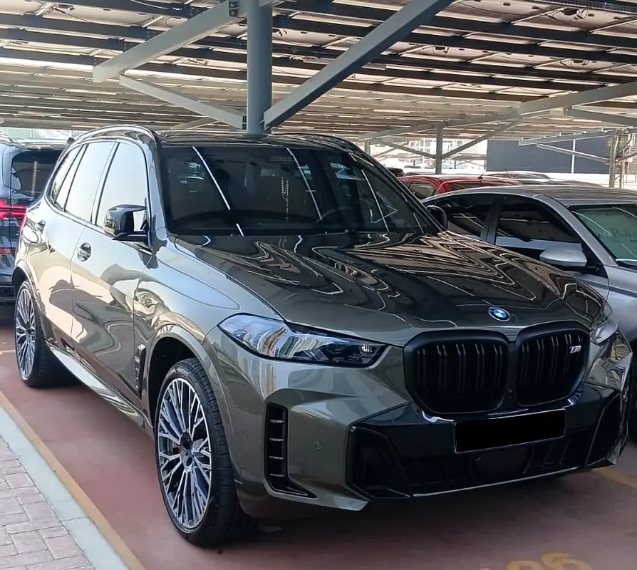 BMW X5 2025 — photo 1 of 9