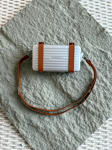Rimowa crossbody Aluminum