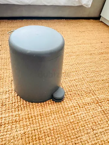 IKEA SNAPP Step Foot Pedal Bin in gray color