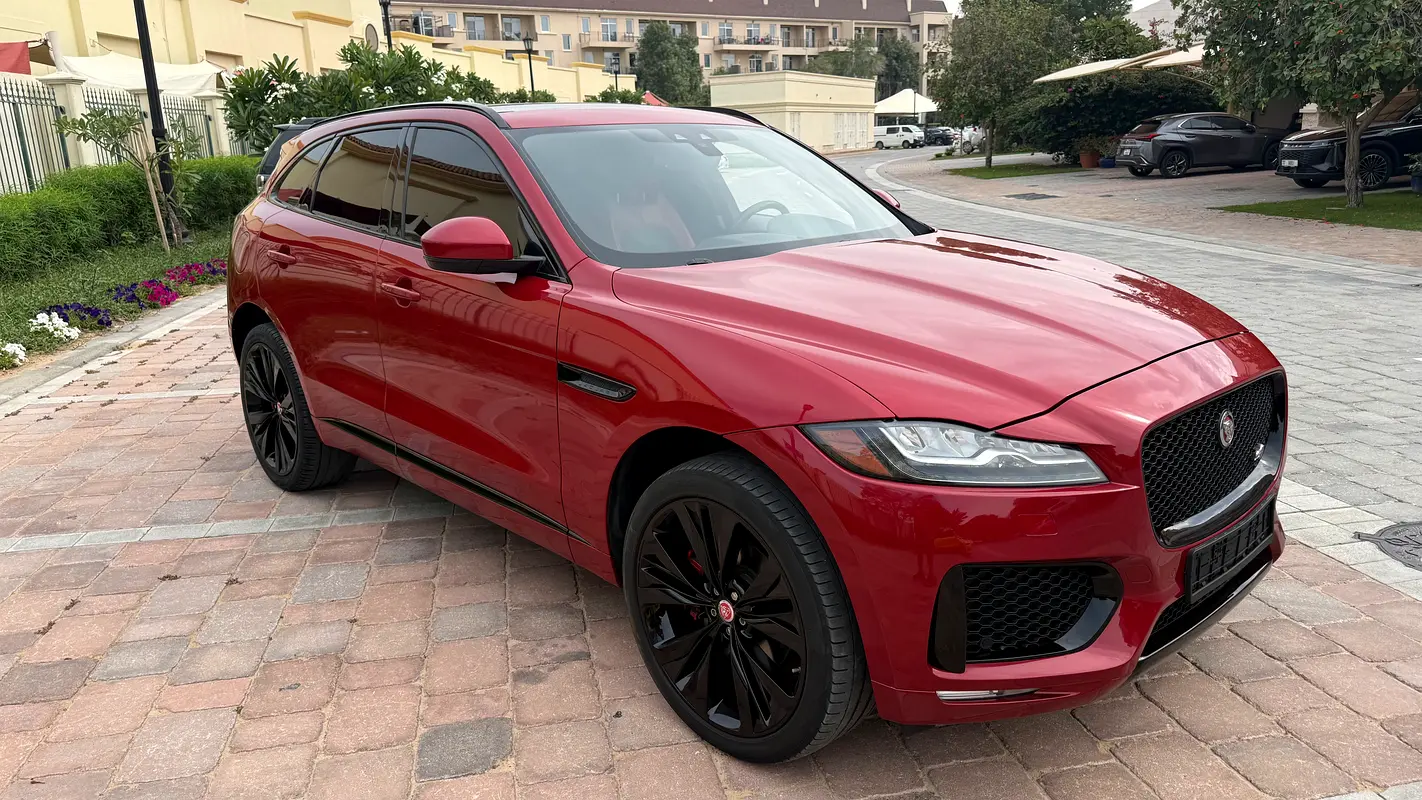 Jaguar F-Pace 2017 — photo 1 of 20