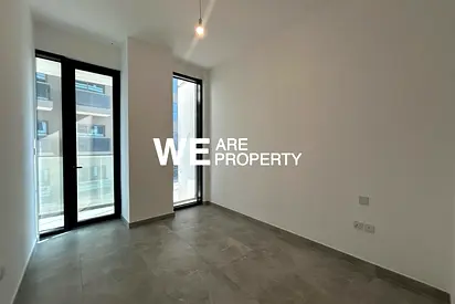 SMART HOME | UNFURNISHED | FITTED KITCHEN | READY