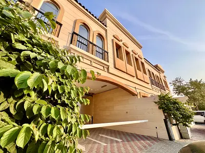 Spacious Villa | Ready to Move | Prime Location