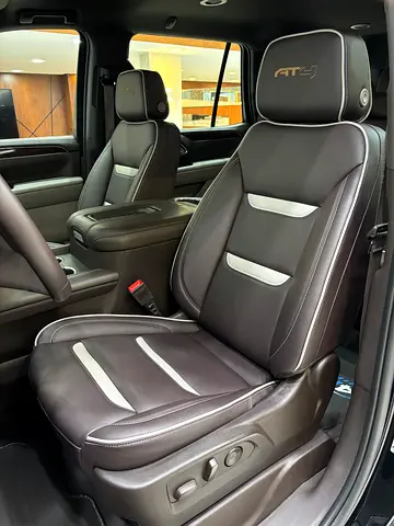 صورة 14 لـ 2023 GMC YUKON
