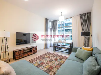 Vacant | Open plan | Fully Furnished | Canal View