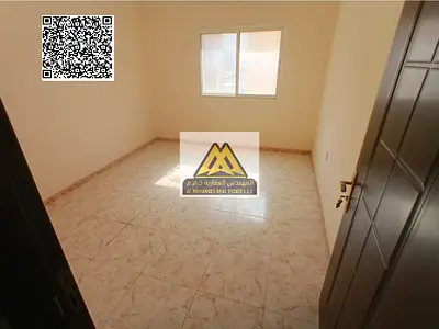 A great opportunity for annual rent in Al Rawda 3 – Ajman. A spacious studio with a separate kitchen and split air conditioning, located on Sheikh Amm
