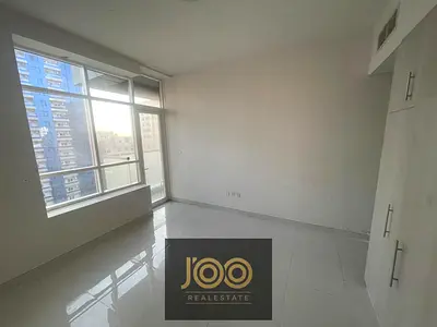 Luxury Family Living on Khalifa Street – Prime Location