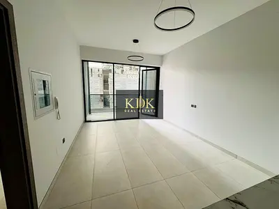 Modern 1BR | Amal Tower | Multiple Views | Balcony
