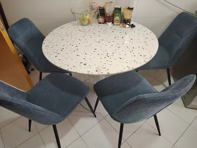4 Chair Rounded Dinning Table