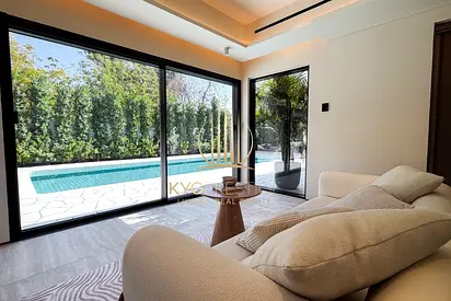 Private Pool | Fully Renovated | corner unit