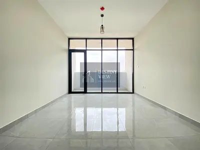CLOSE TO PARK \\ BRAND NEW \\ 1-BEDROOM HALL