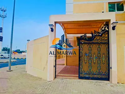 Spacious & Bright 4-Br Coner Villa Ready To Move