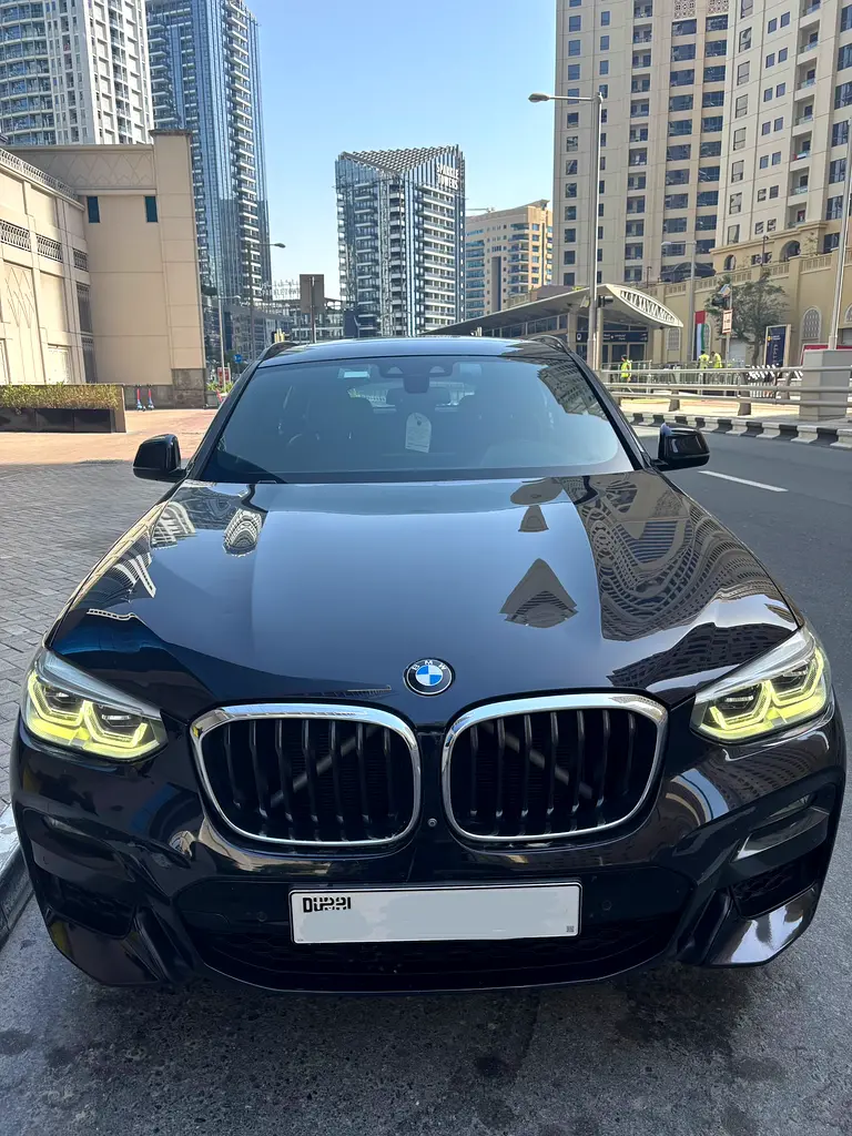 BMW X4 2020 — photo 1 of 7