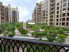 COMMUNITY VIEW | MODERN 1BR | READY TO MOVE