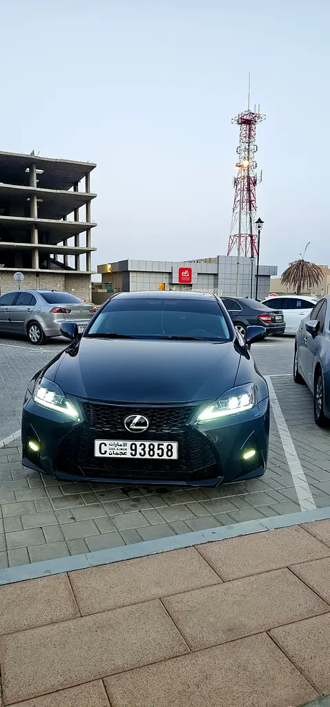 Lexus IS-Series 2008 — photo 1 of 7