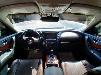 صورة 10 لـ 2015 Infiniti QX70